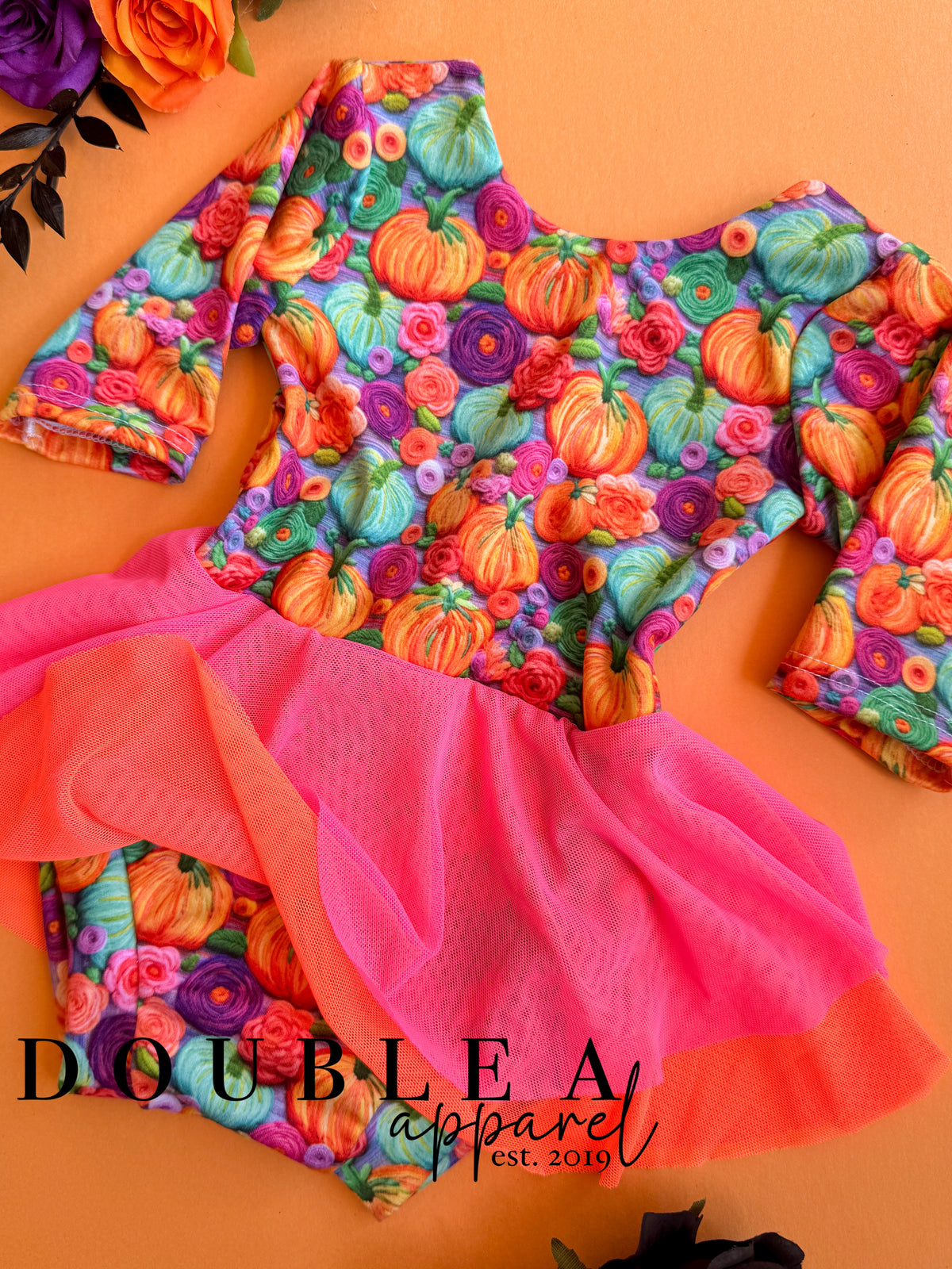12M Neon Pumpkin Skirted Leo